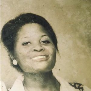 Meet your Posher, Emma duclos